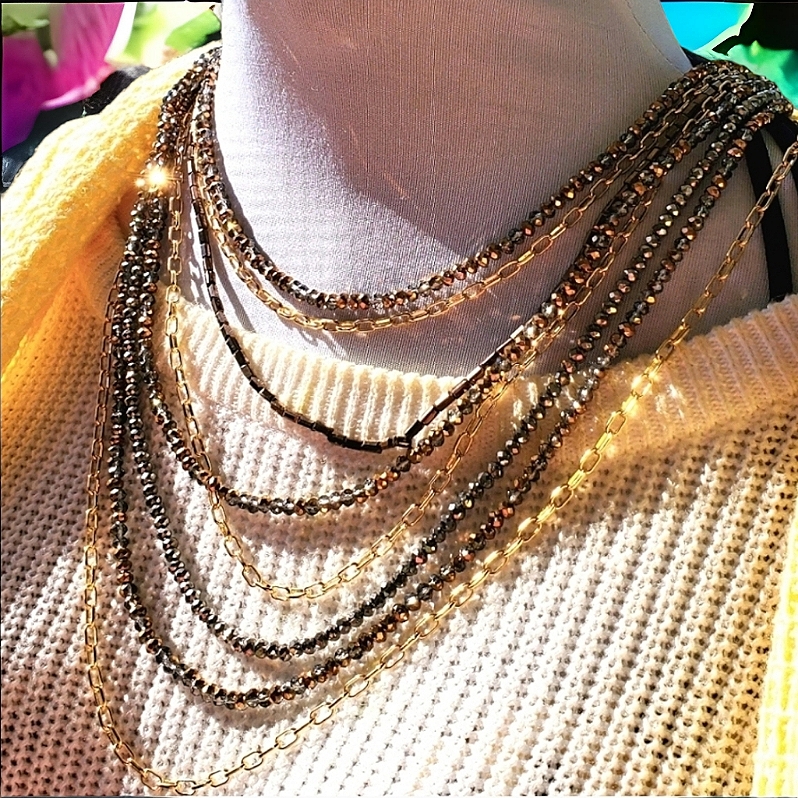Nwt 8 Row Glass Chain Beaded Strand Necklace 12$